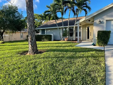 13763 Norwick Street Wellington FL 33414