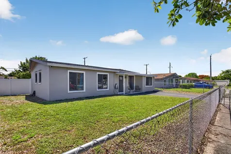 1871 NW 33rd Avenue Lauderhill FL 33311