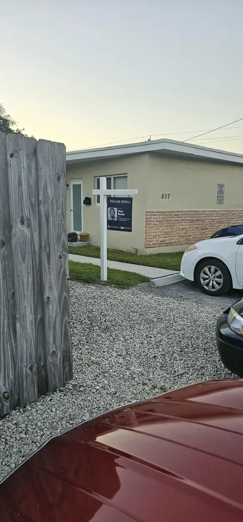 837 NE 17th Avenue Fort Lauderdale FL 33304