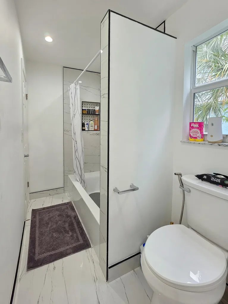 1877 NE 15th Avenue Fort Lauderdale FL 33305