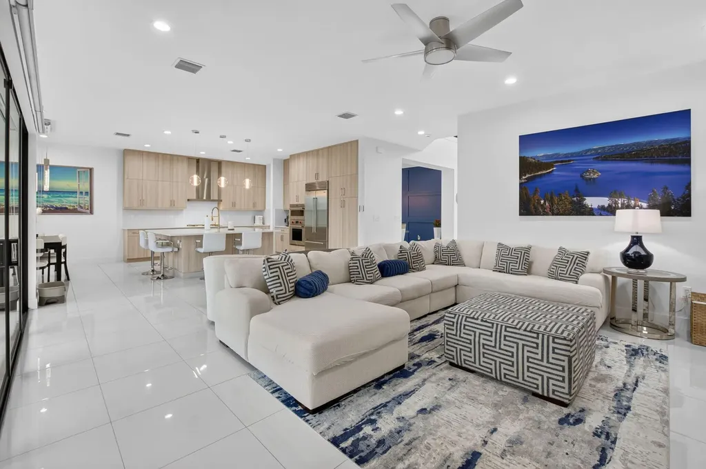 20056 Hirono Lane Boca Raton FL 33434