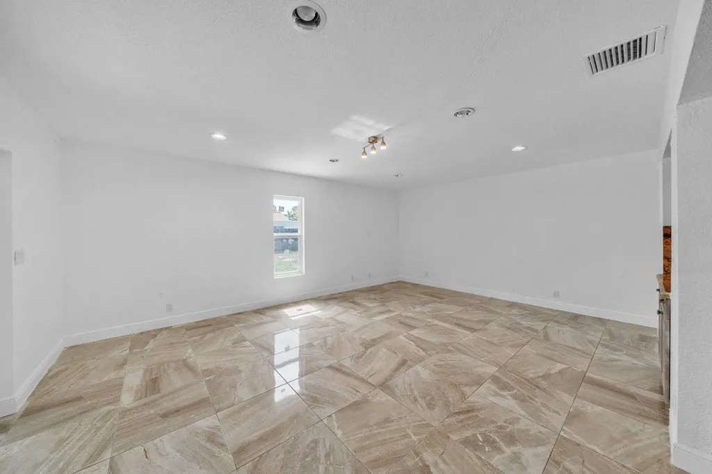 1941 SW 73rd Avenue Plantation FL 33317