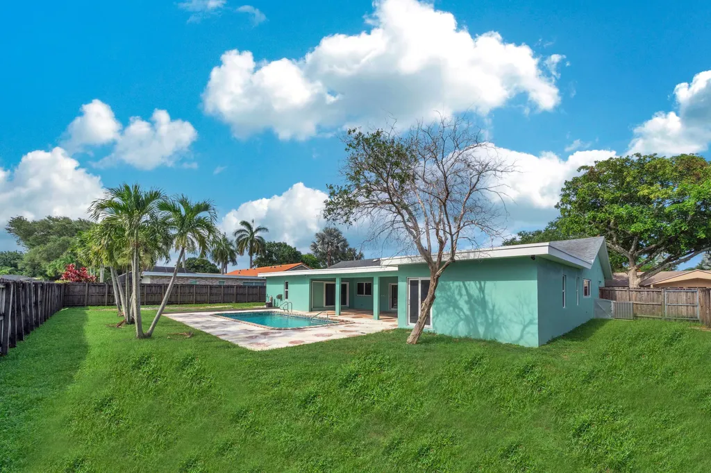 1941 SW 73rd Avenue Plantation FL 33317