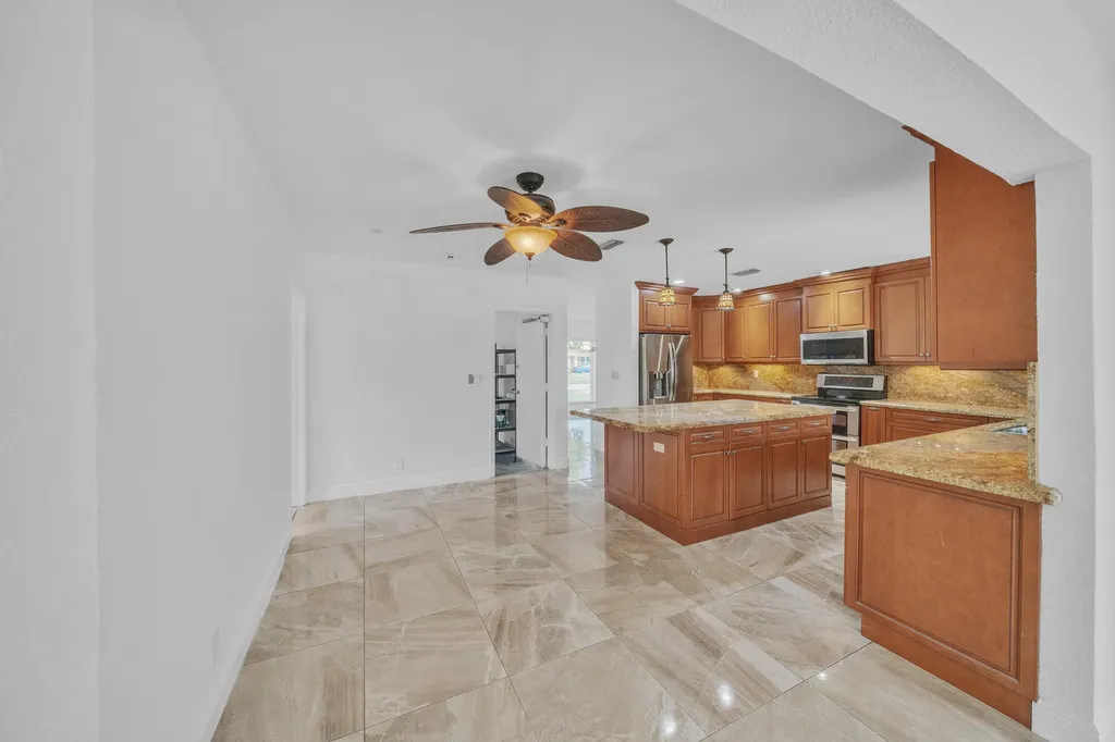 1941 SW 73rd Avenue Plantation FL 33317
