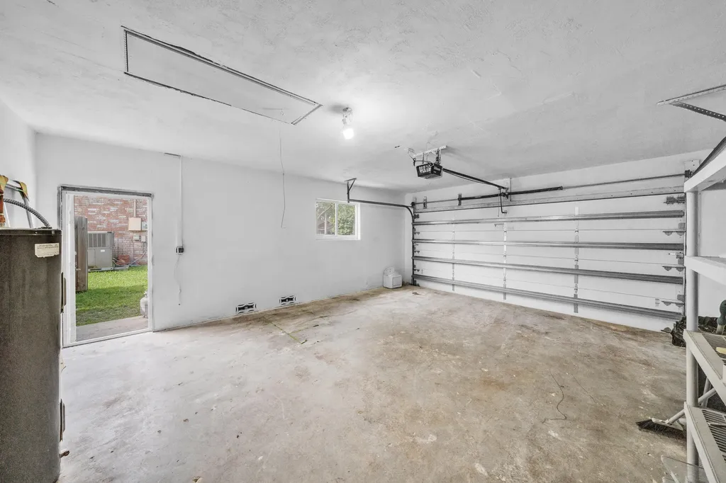 1941 SW 73rd Avenue Plantation FL 33317