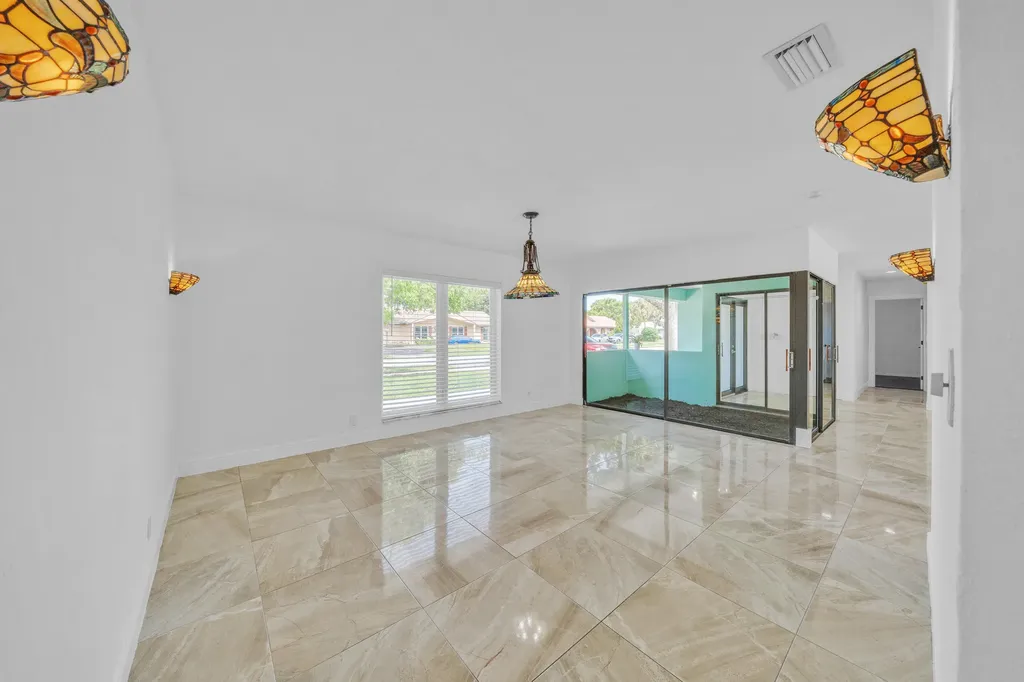 1941 SW 73rd Avenue Plantation FL 33317