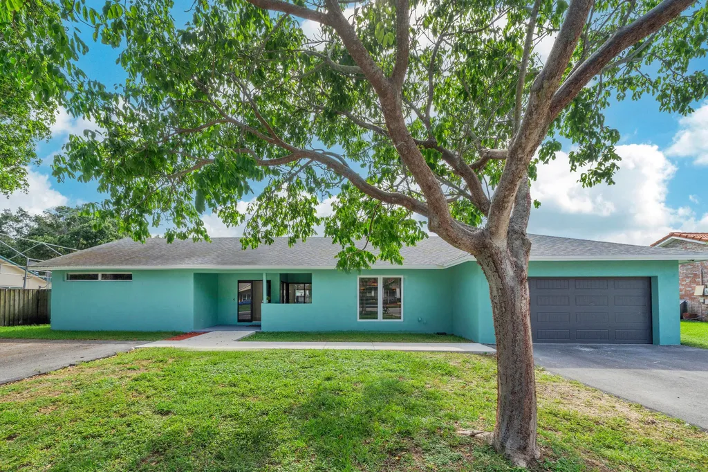 1941 SW 73rd Avenue Plantation FL 33317