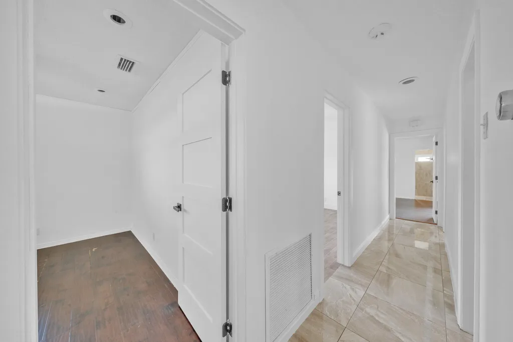 1941 SW 73rd Avenue Plantation FL 33317
