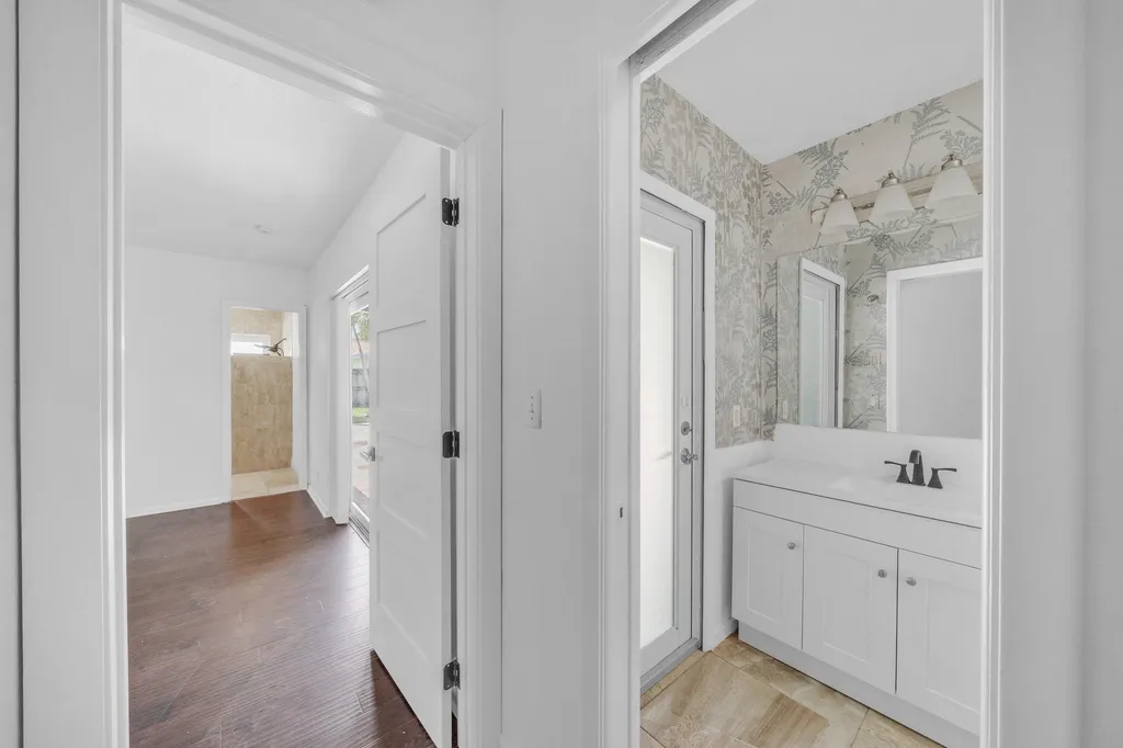 1941 SW 73rd Avenue Plantation FL 33317