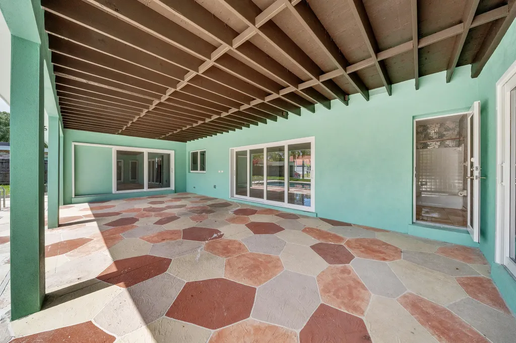 1941 SW 73rd Avenue Plantation FL 33317