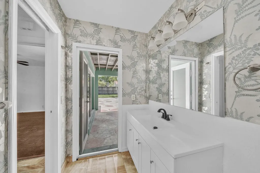 1941 SW 73rd Avenue Plantation FL 33317