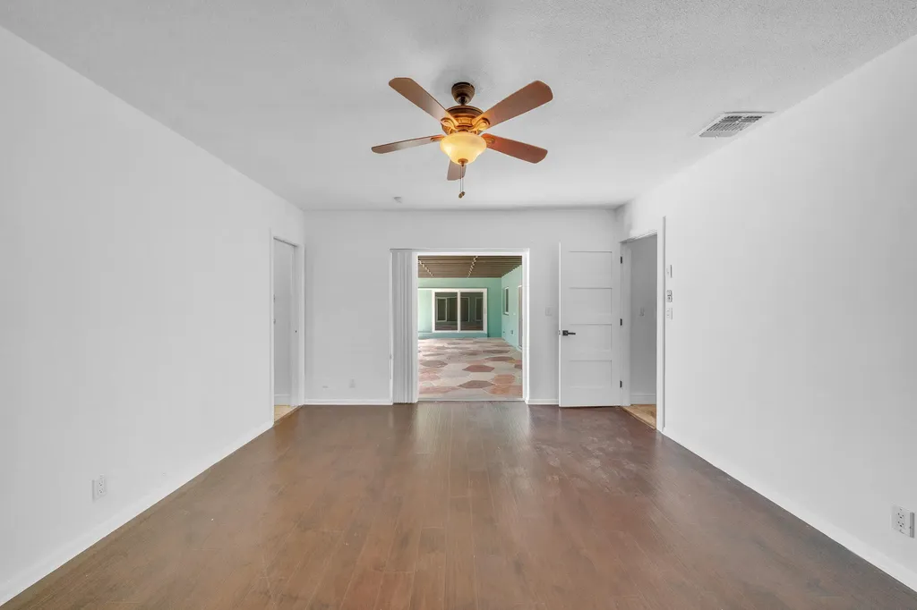 1941 SW 73rd Avenue Plantation FL 33317