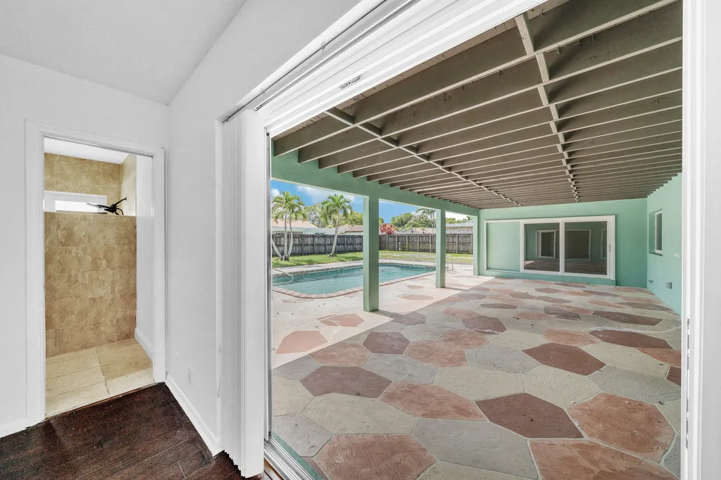 1941 SW 73rd Avenue Plantation FL 33317
