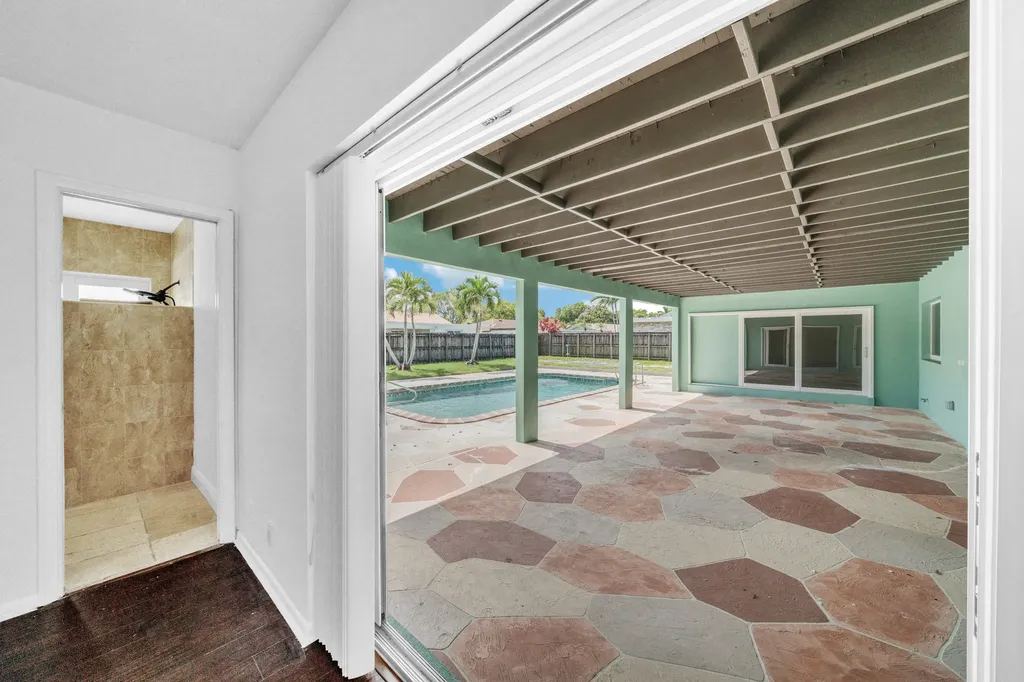 1941 SW 73rd Avenue Plantation FL 33317