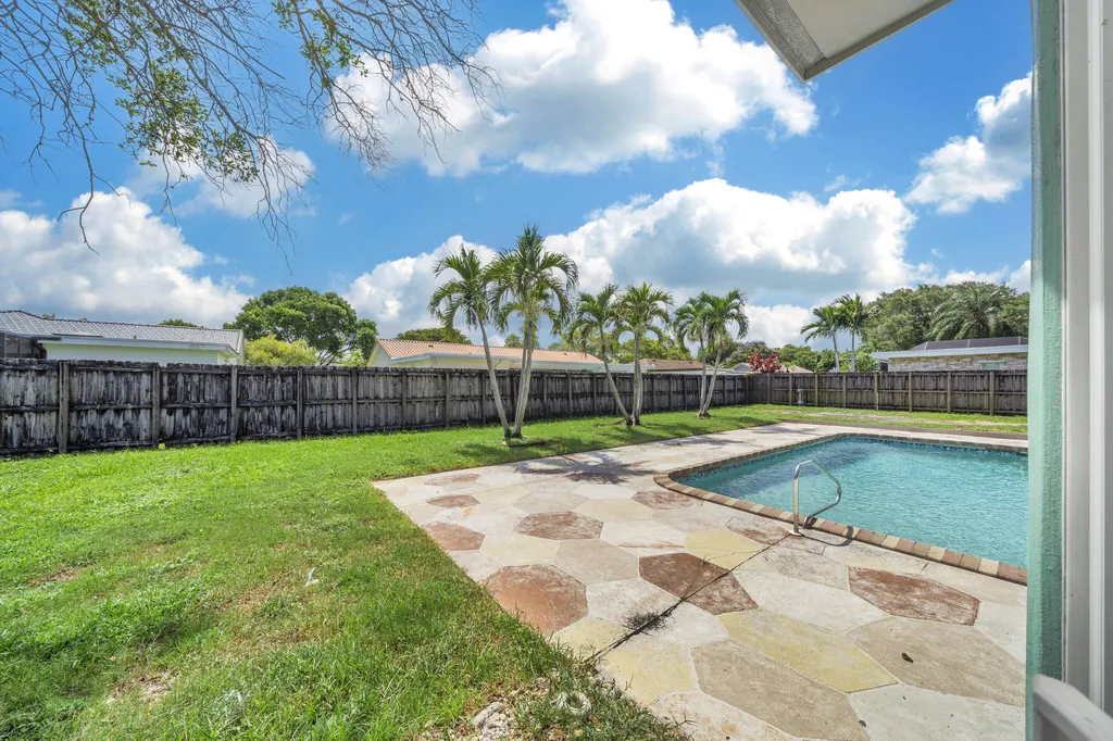 1941 SW 73rd Avenue Plantation FL 33317