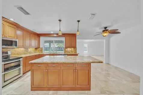 1941 SW 73rd Avenue Plantation FL 33317