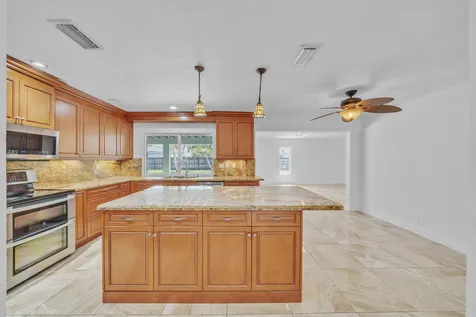 1941 SW 73rd Avenue Plantation FL 33317
