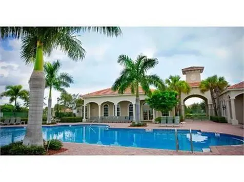 6769 Heritage Grande Boynton Beach FL 33437