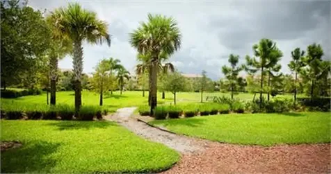 6769 Heritage Grande Boynton Beach FL 33437