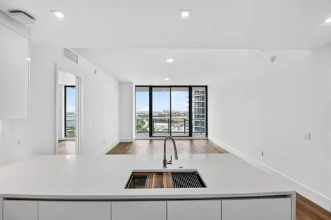 220 Lake Shore Drive West Palm Beach FL 33403