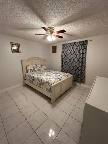 7526 SW 7th Court North Lauderdale FL 33068