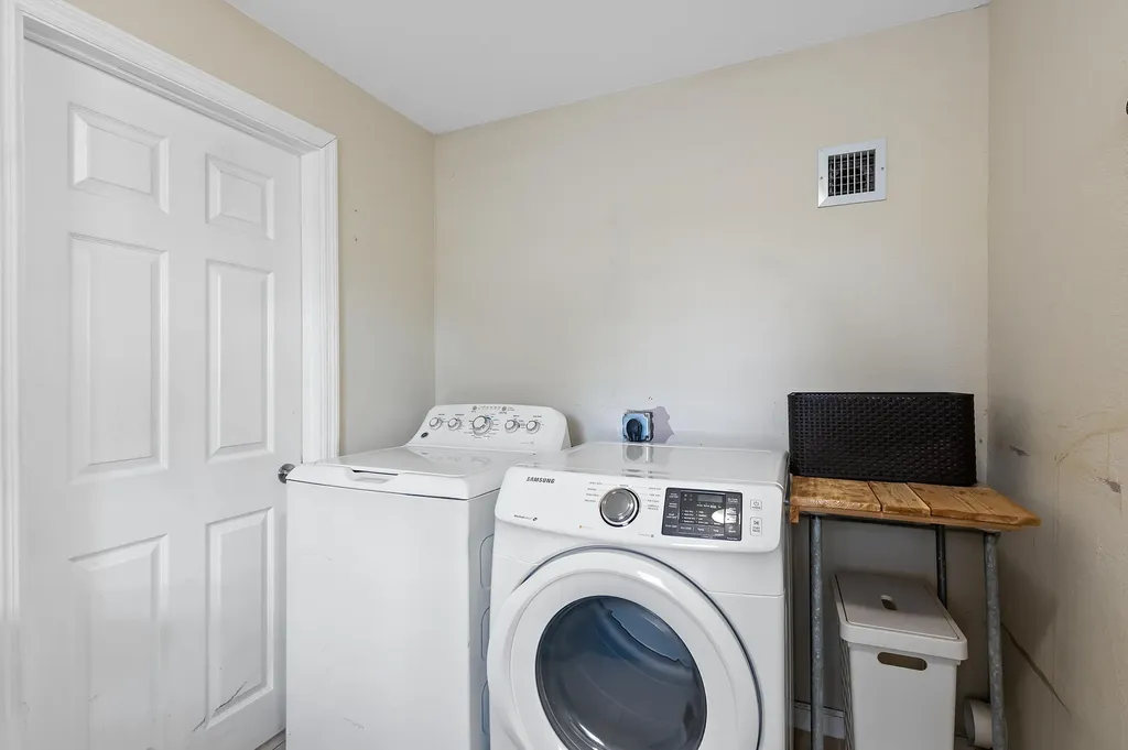 2012 SW 4th Avenue Fort Lauderdale FL 33315