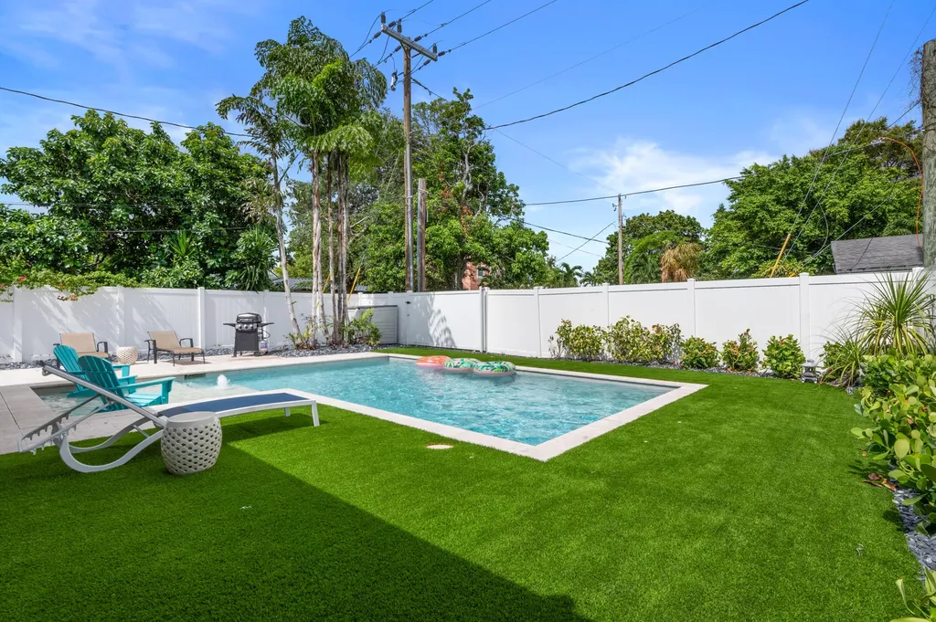 2012 SW 4th Avenue Fort Lauderdale FL 33315