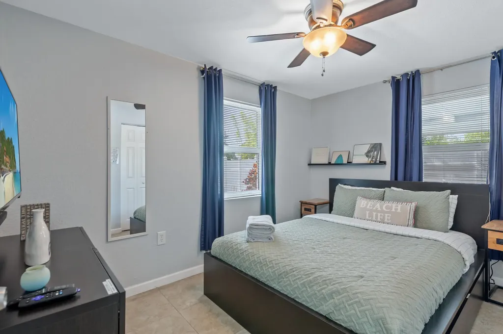 2012 SW 4th Avenue Fort Lauderdale FL 33315