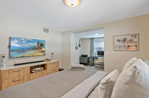 2012 SW 4th Avenue Fort Lauderdale FL 33315