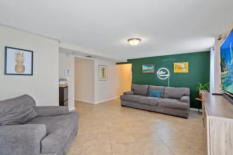 2012 SW 4th Avenue Fort Lauderdale FL 33315