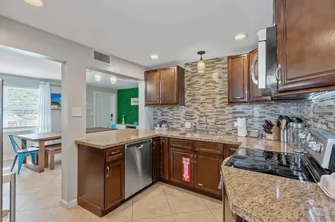 2012 SW 4th Avenue Fort Lauderdale FL 33315