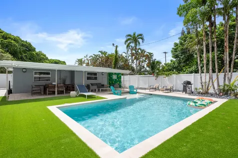 2012 SW 4th Avenue Fort Lauderdale FL 33315