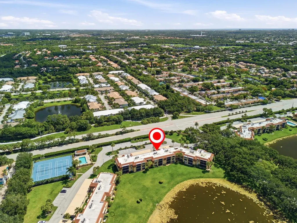 5344 Woodland Lakes Drive Palm Beach Gardens FL 33418
