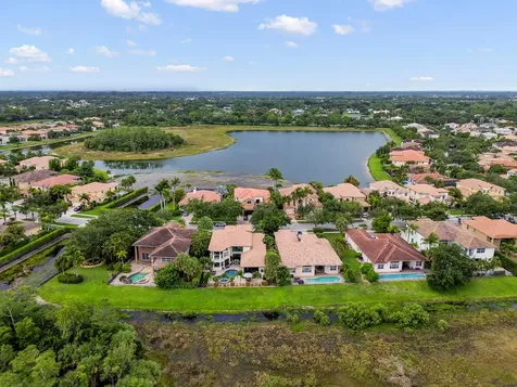 8729 Wellington View Drive West Palm Beach FL 33411
