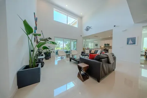 163 Bella Vista Way Royal Palm Beach FL 33411