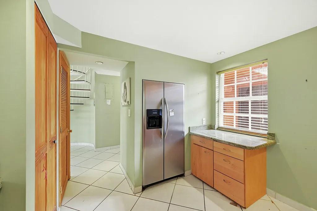670 Tennis Club Drive Fort Lauderdale FL 33311