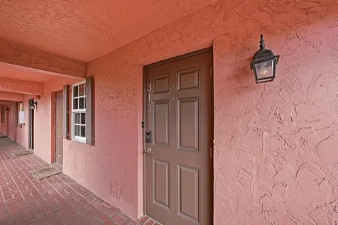 670 Tennis Club Drive Fort Lauderdale FL 33311