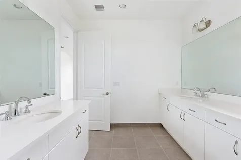 6990 Pines Circle Coconut Creek FL 33073