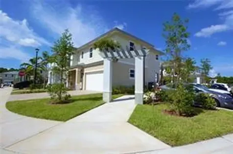 6990 Pines Circle Coconut Creek FL 33073
