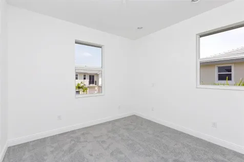 6990 Pines Circle Coconut Creek FL 33073