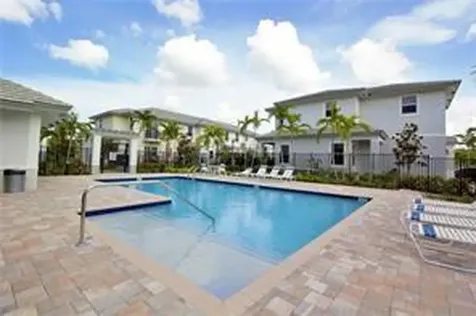 6990 Pines Circle Coconut Creek FL 33073