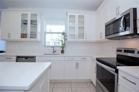 6990 Pines Circle Coconut Creek FL 33073