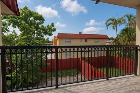 6639 SW 41st Place Davie FL 33314