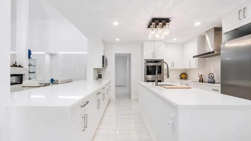 501 Sandpiper Way Boca Raton FL 33431