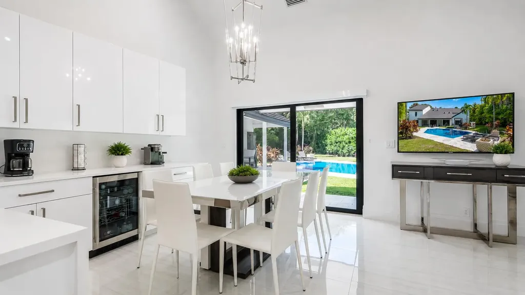 501 Sandpiper Way Boca Raton FL 33431