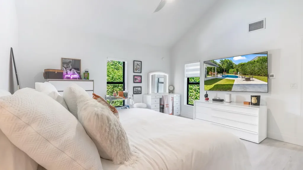 501 Sandpiper Way Boca Raton FL 33431