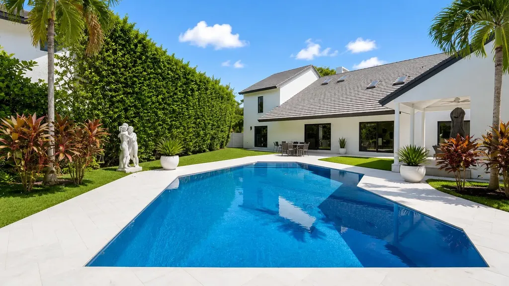 501 Sandpiper Way Boca Raton FL 33431