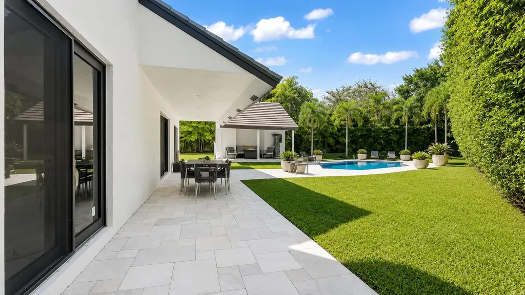 501 Sandpiper Way Boca Raton FL 33431