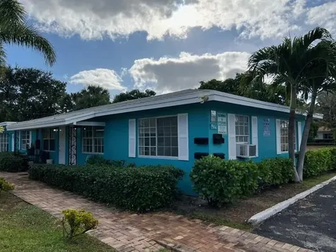 626 S Federal Highway Lake Worth Beach FL