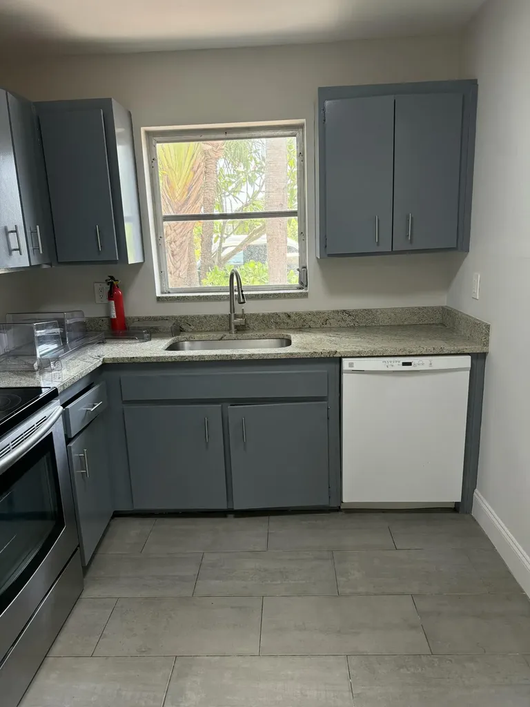 1325 N J Street Lake Worth FL 33460